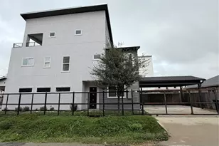 202 N York St, Houston, TX 77003 - Photo 3
