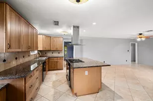 4537 Kingfisher, Houston, TX 77035 - Photo 13