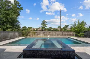 74 Wyatt Oaks Dr, Tomball, TX 77375 - Photo 3
