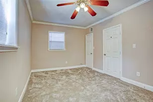 315 W Saulnier St, Houston, TX 77019 - Photo 15