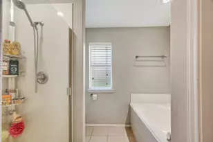 8223 Montego Bay Dr, Baytown, TX 77523 - Photo 19