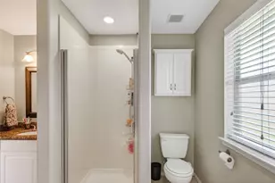 8223 Montego Bay Dr, Baytown, TX 77523 - Photo 21