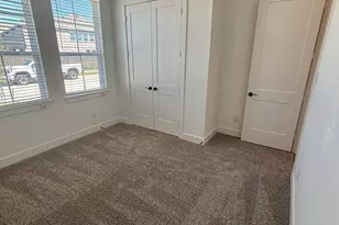 11914 N Pavillion Dr, Mont Belvieu, TX 77523 - Photo 15