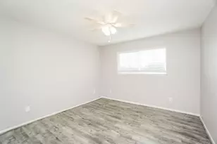 14571 Misty Meadow Ln, Houston, TX 77079 - Photo 17