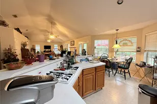 1600 Carriage Run W, Conroe, TX 77384 - Photo 5