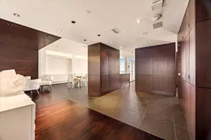 121 N Post Oak Ln, Houston, TX 77024 - Photo 3