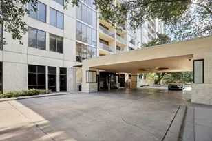121 N Post Oak Ln, Houston, TX 77024 - Photo 33