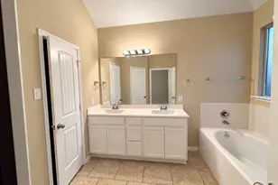 14023 Cypress Meadows Dr, Houston, TX 77047 - Photo 5