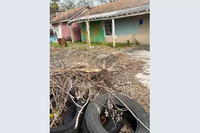 7823 Appleton Street, Houston, TX 77022 - Photo 17