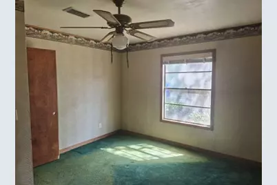 404 Svoboda Street, Yoakum, TX 77995 - Photo 11