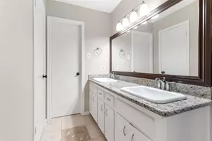 102 Summer Crest Cir, The Woodlands, TX 77381 - Photo 13