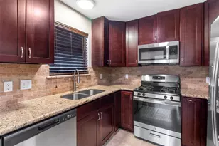 102 Summer Crest Cir, The Woodlands, TX 77381 - Photo 7