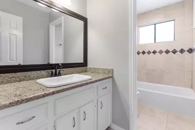 102 Summer Crest Circle, The Woodlands, TX 77381 - Photo 19