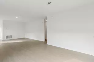 1838 Glacier Gorge Trl, Dayton, TX 77535 - Photo 11