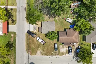 1825 Dolly Wright St, Houston, TX 77088 - Photo 5