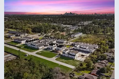 1825 Dolly Wright Street, Houston, TX 77088 - Photo 7