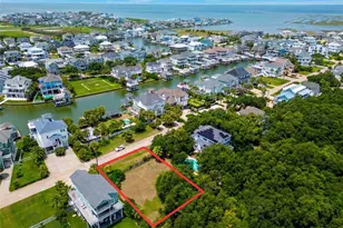 3435 Eckert Dr, Galveston, TX 77554 - Photo 1