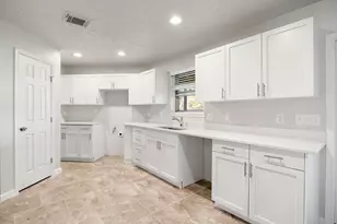 479 Brandon Rd, Conroe, TX 77302 - Photo 11