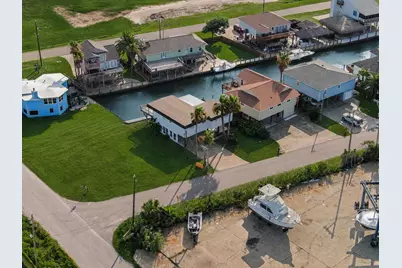 24 Kingfish Lane, Freeport, TX 77541 - Photo 39