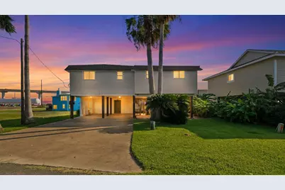 24 Kingfish Lane, Freeport, TX 77541 - Photo 1