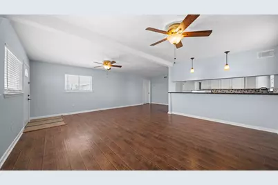 24 Kingfish Lane, Freeport, TX 77541 - Photo 15