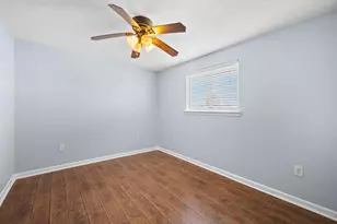 24 Kingfish Ln, Freeport, TX 77541 - Photo 21