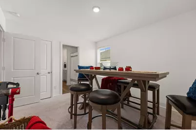 718 Amesbury Road, Conroe, TX 77316 - Photo 29