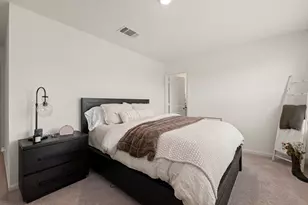 718 Amesbury Rd, Conroe, TX 77316 - Photo 37