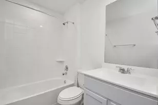 8519 Swenson Ln Ln, Rosharon, TX 77583 - Photo 11