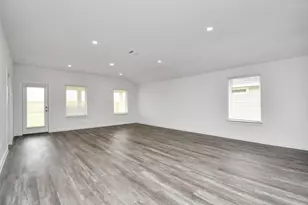 8519 Swenson Ln Ln, Rosharon, TX 77583 - Photo 23