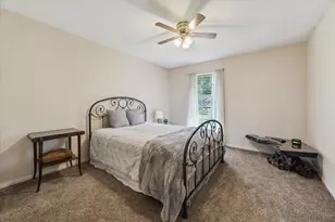 2043 Middle Creek Dr, Houston, TX 77339 - Photo 13