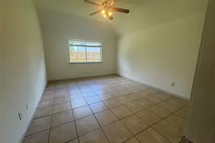 6810 Creek Village Dr, Katy, TX 77449 - Photo 11