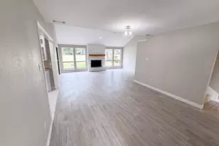 1746 Cloister Dr, Crosby, TX 77532 - Photo 3