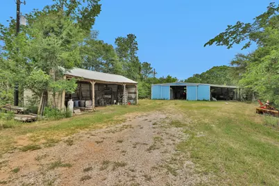 10186 Calvary Road, Willis, TX 77318 - Photo 27
