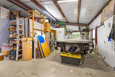 10186 Calvary Road, Willis, TX 77318 - Photo 25