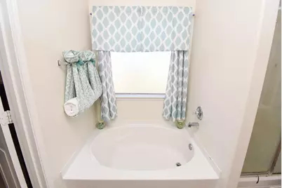 8502 Parapet Place, Rosharon, TX 77583 - Photo 23