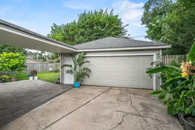 2206 Willowby Drive, Houston, TX 77008 - Photo 39