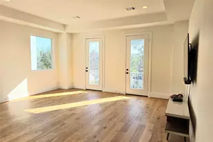 613 W 26th St, Houston, TX 77008 - Photo 13