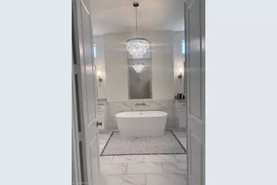 613 W 26th Street, Houston, TX 77008 - Photo 11