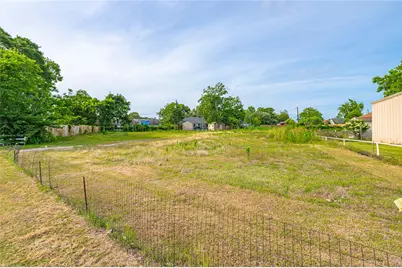 1203 S Main Street, Baytown, TX 77520 - Photo 11