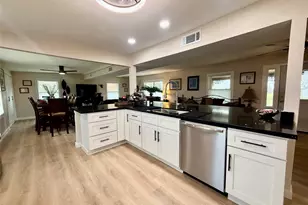 302444 Plantation, Damon, TX 77430 - Photo 15