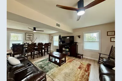 302444 Plantation, Damon, TX 77430 - Photo 5