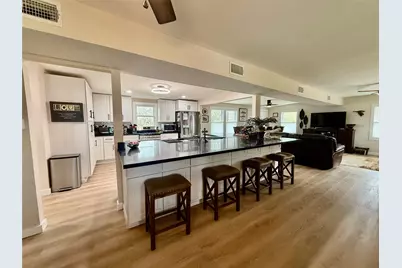 302444 Plantation, Damon, TX 77430 - Photo 13