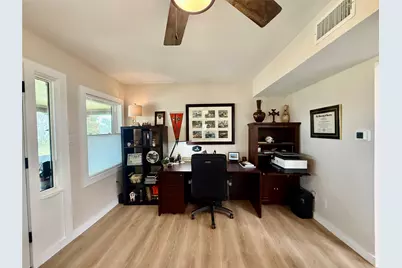 302444 Plantation, Damon, TX 77430 - Photo 17