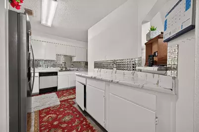 6601 Sands Point Drive #18, Houston, TX 77074 - Photo 9