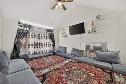 6601 Sands Point Drive #18, Houston, TX 77074 - Photo 5