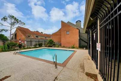 6601 Sands Point Drive #18, Houston, TX 77074 - Photo 21