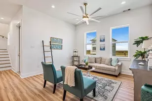 520 Annabelle Dr, Gilchrist, TX 77617 - Photo 3