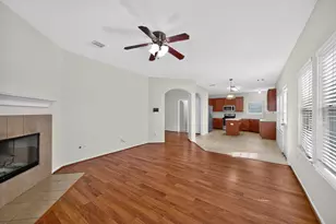 3416 Dorsey Ln, Pearland, TX 77584 - Photo 9