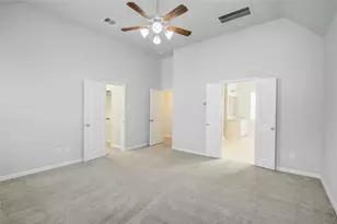 9624 Cambridge Manor Ln, Houston, TX 77045 - Photo 29